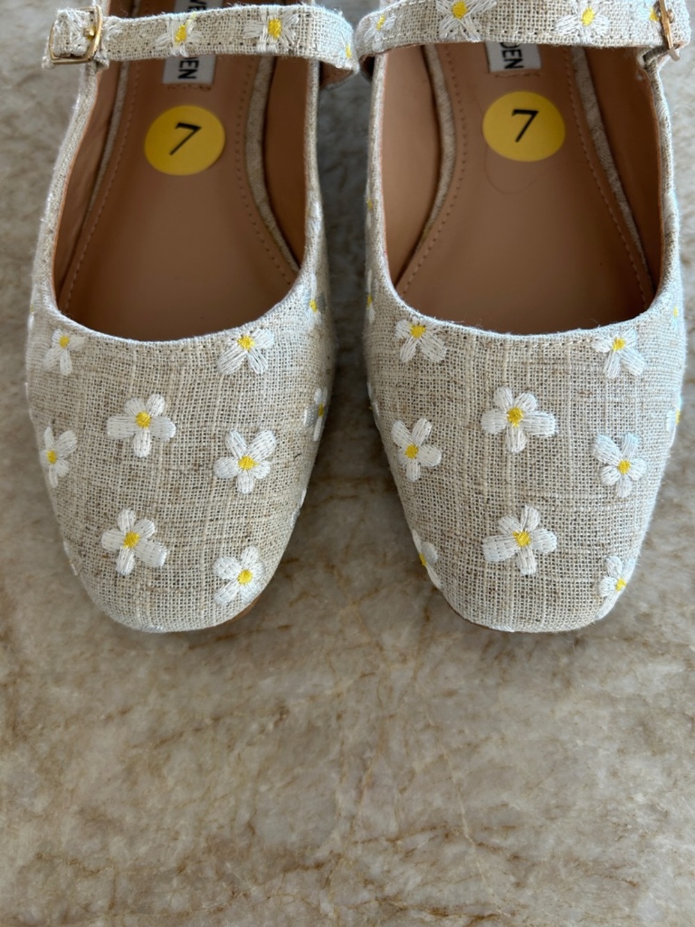 Steve Madden Women’s Linen Beige Floral Mary Jane Flats New - Picture 12 of 12
